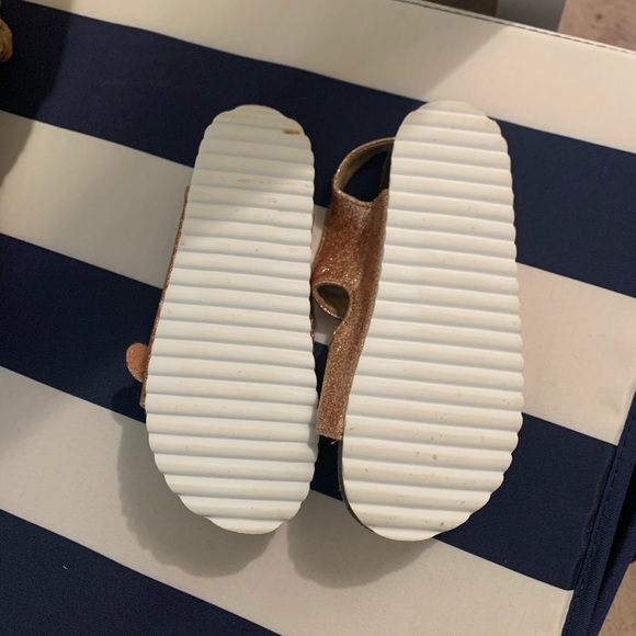 Toddler Girls Sandals - Picture 2 of 2